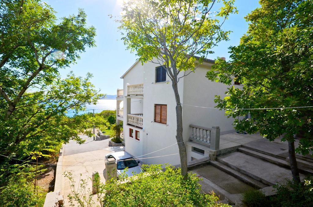 Apartments Sanja Sibinj Krmpotski Luaran gambar