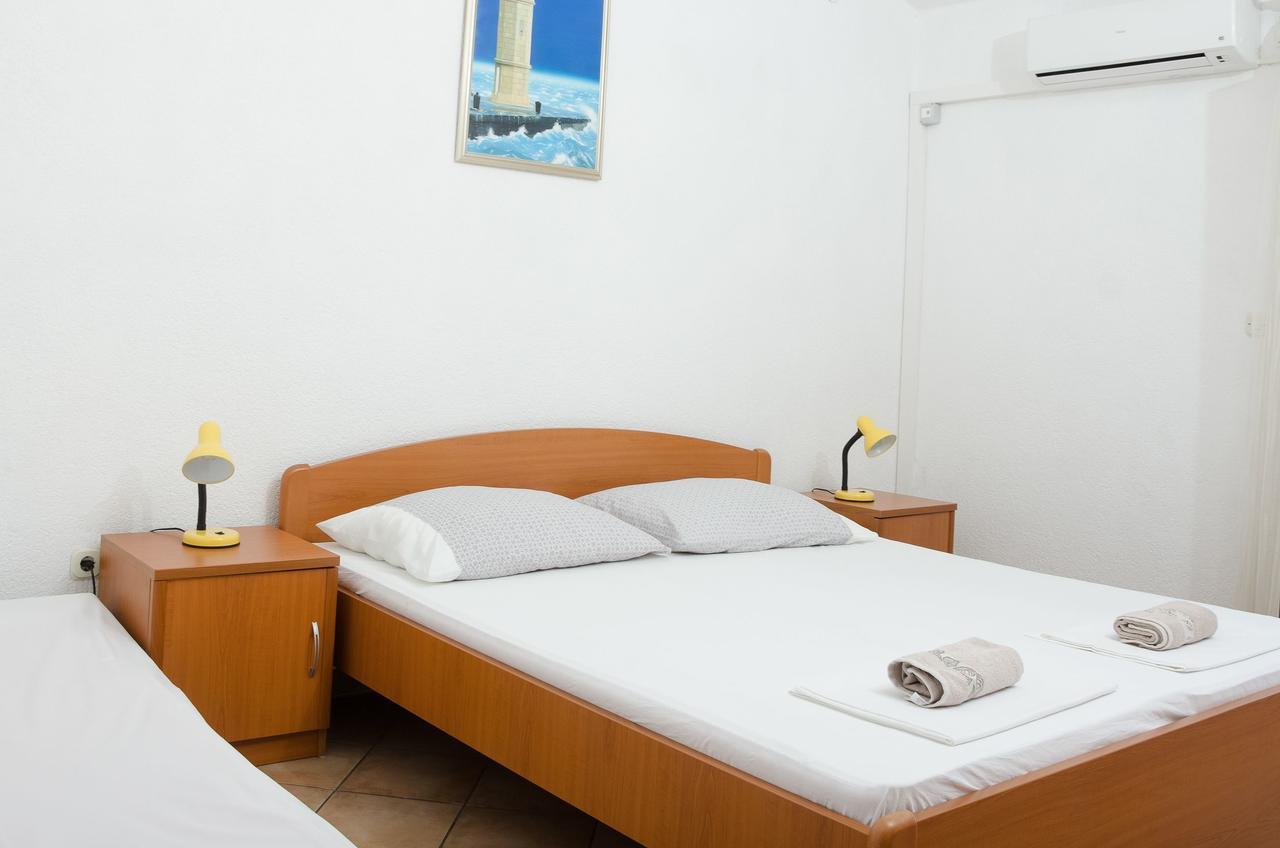 Apartments Sanja Sibinj Krmpotski Luaran gambar